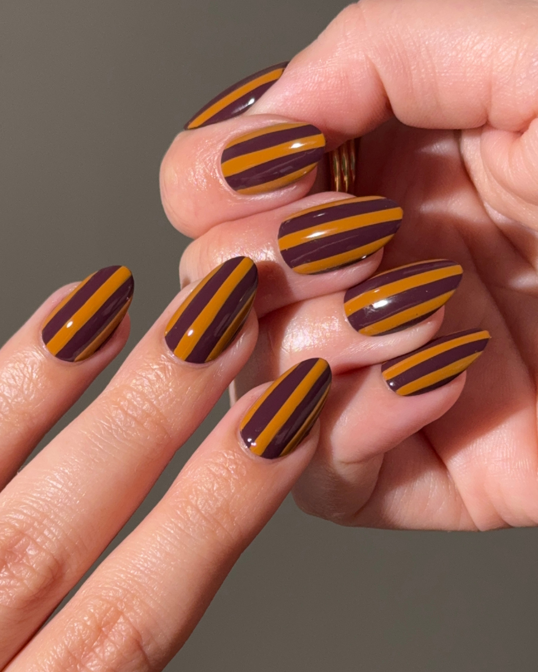 Quick Drying Caramel & Blackberry Mani Set
