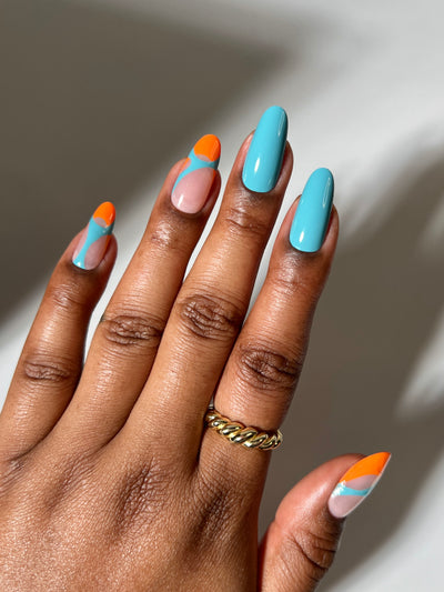 Abstract Summer Mani